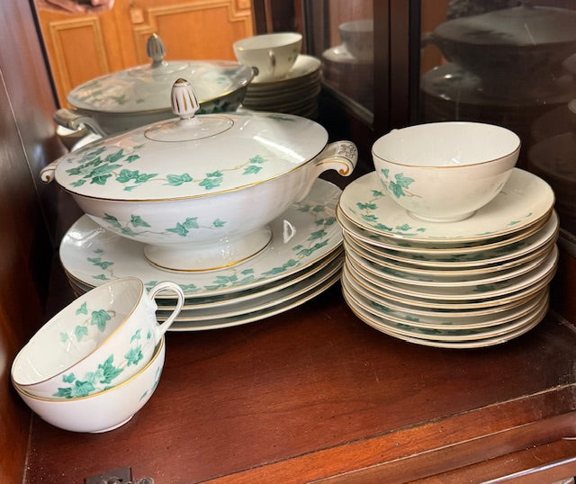 Aladdin Fine China Set Caprice Made in Occupied Japan